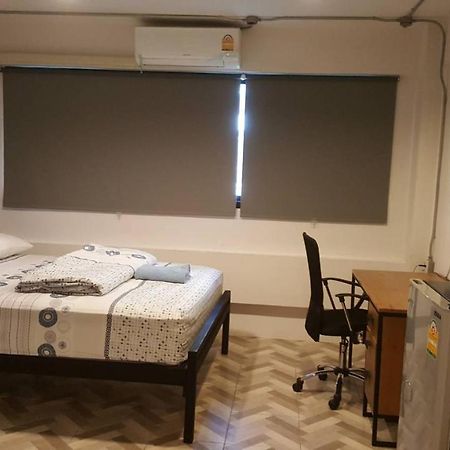 Js Mansion Hotel กรุงเทพมหานคร ภายนอก รูปภาพ
