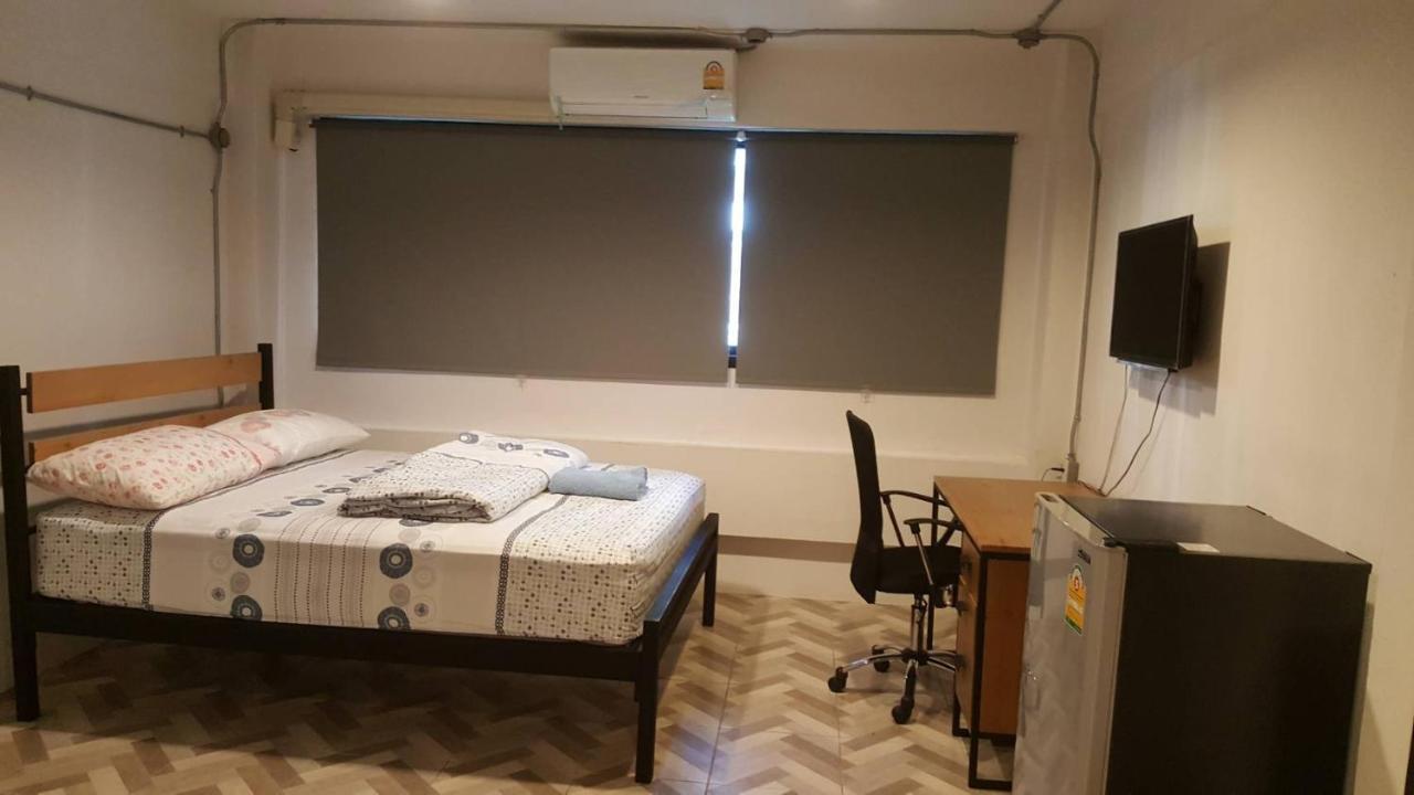 Js Mansion Hotel กรุงเทพมหานคร ภายนอก รูปภาพ